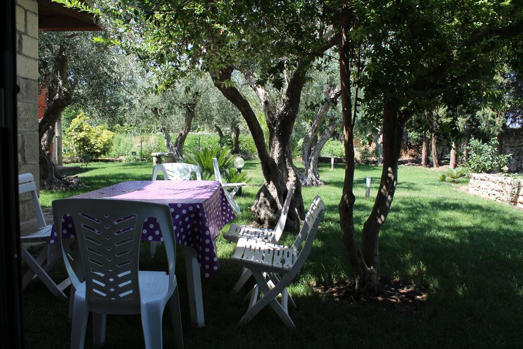 Appartamento Le Tre Palme Frigintini Номер фото